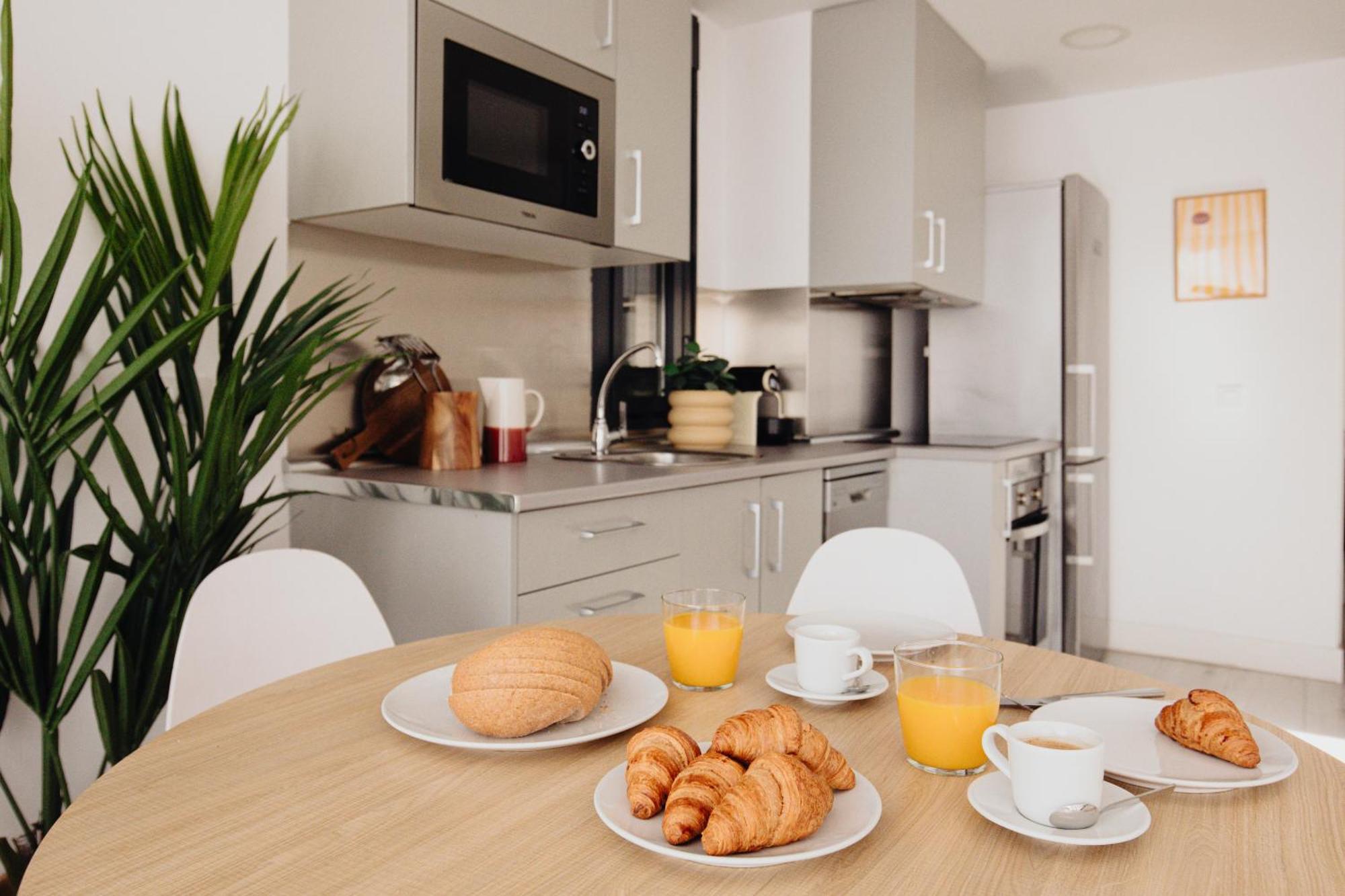 Aspasios Atocha Apartments Madrid Phòng bức ảnh